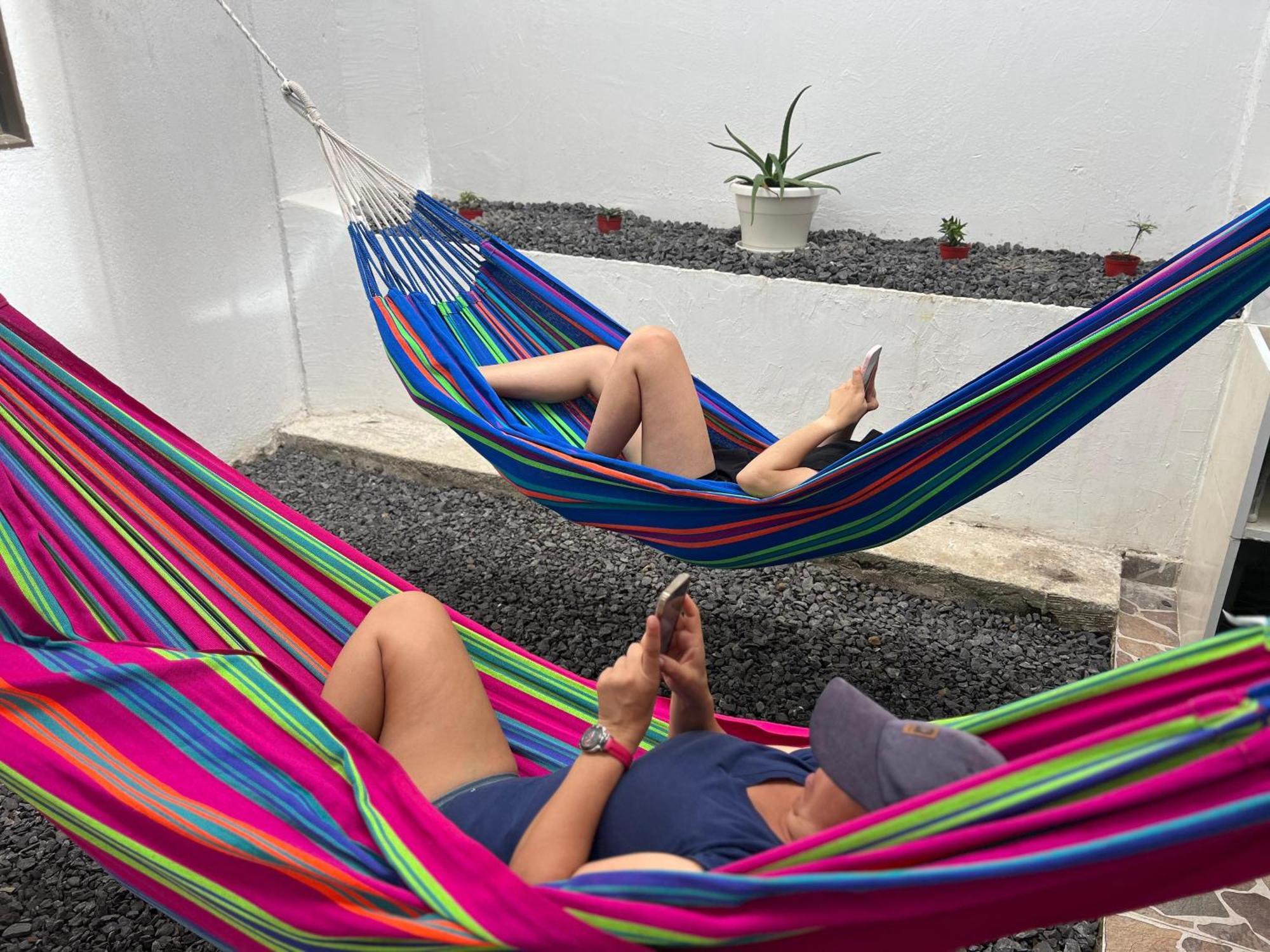 Los Nonos Hostel Guadalupe ภายนอก รูปภาพ